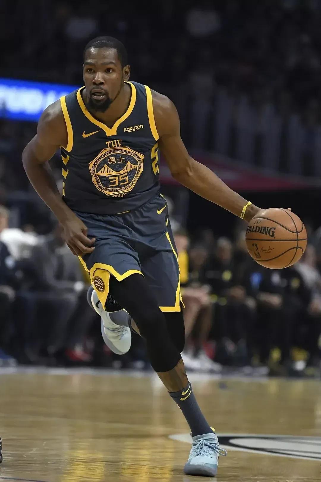 以莱斯特城 以莱斯特城