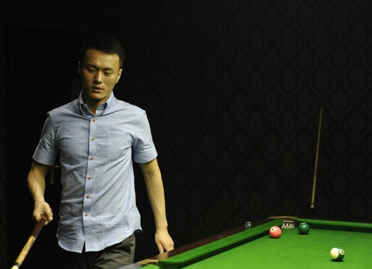 许多亚洲球 许多亚洲球