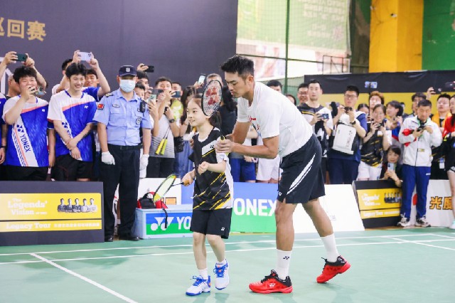 青少年游泳 青少年游泳