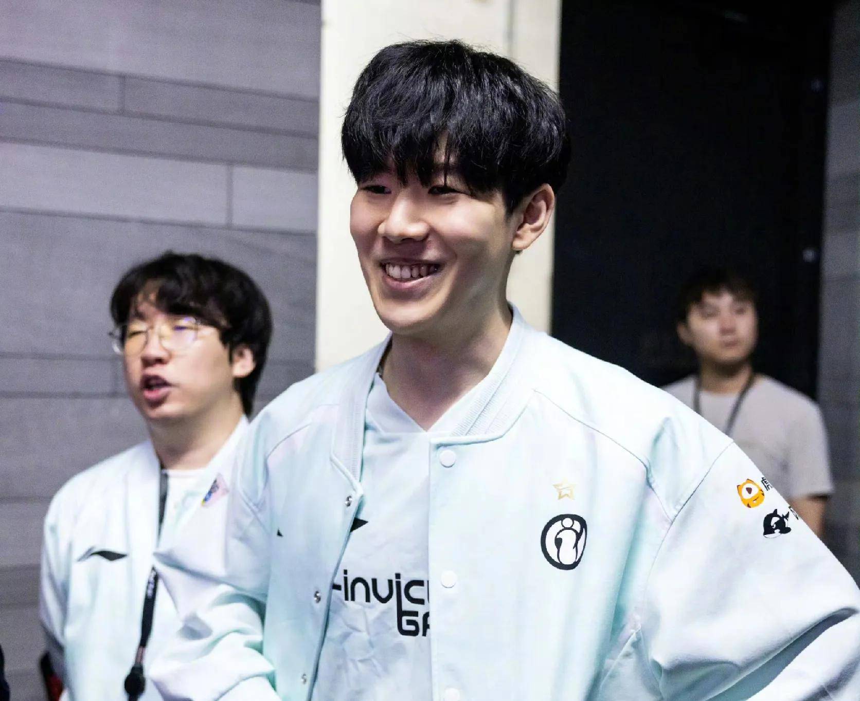 总价高达2 总价高达2